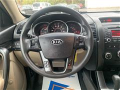 2011 Kia Sorento LX