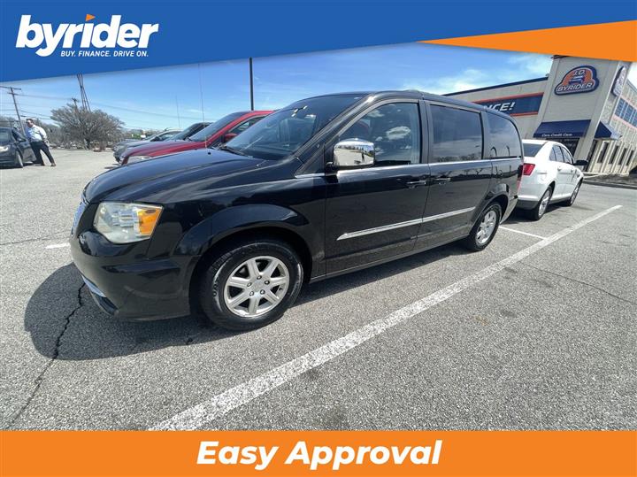 2011 Chrysler Town and Country Touring-L