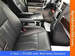 2010 Chrysler Town and Country Touring Plus