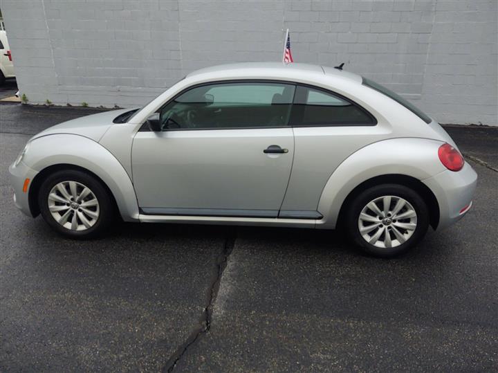 2013 Volkswagen Beetle Coupe 