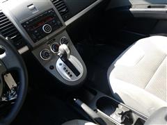 2010 Nissan Sentra 2.0 SR