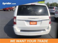 2013 Chrysler Town and Country Touring-L