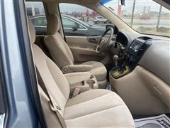 2009 Kia Sedona LX