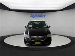 2013 Chrysler Town and Country Touring