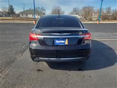 2013 Chrysler 200 Touring