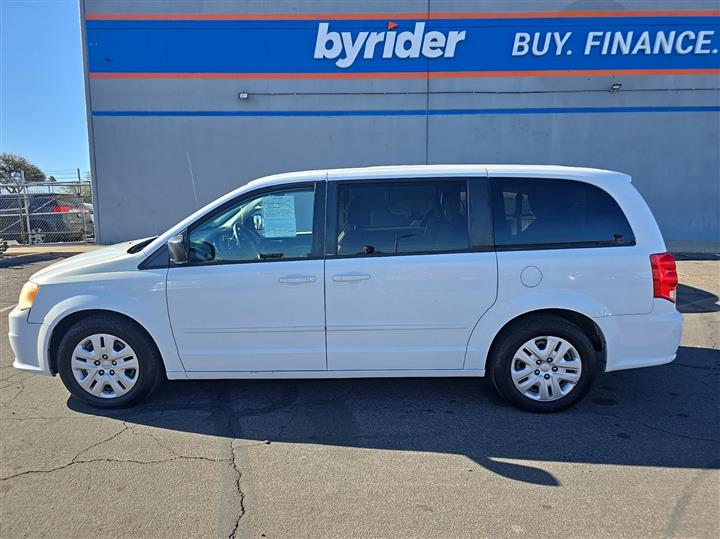 2014 Dodge Grand Caravan SE photo 3