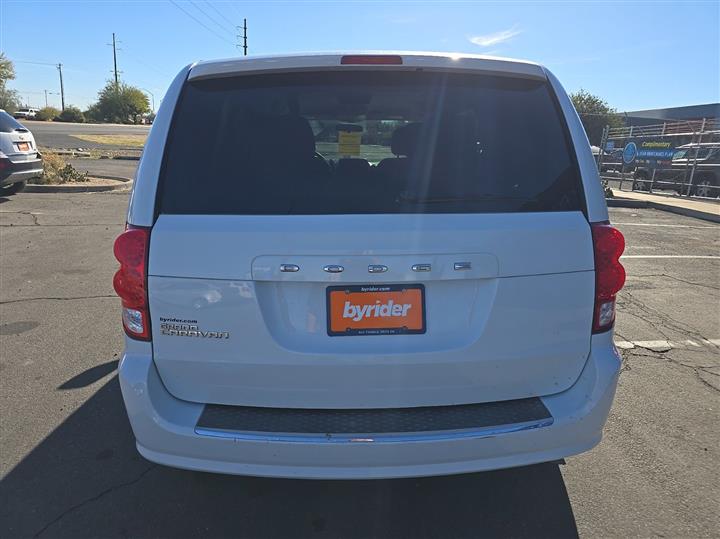 2014 Dodge Grand Caravan SE photo 5