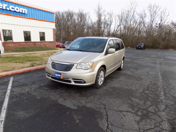 2013 Chrysler Town and Country Touring