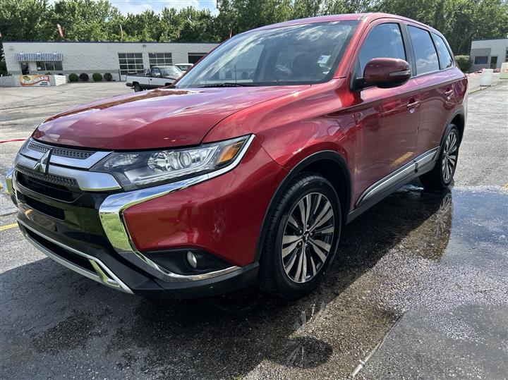 2019 Mitsubishi Outlander 