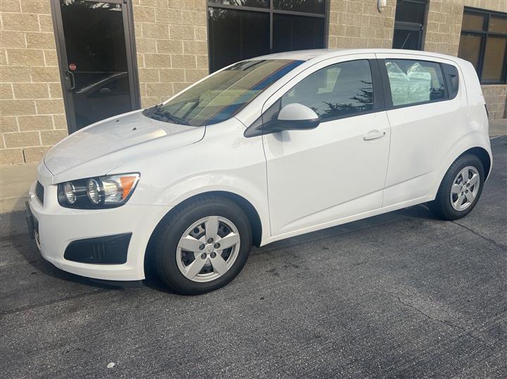 2016 Chevrolet Sonic LS