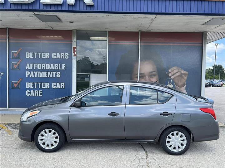 2018 Nissan Versa Sedan S Plus