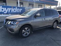 2018 Nissan Pathfinder SV