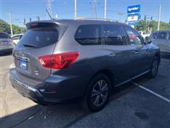 2018 Nissan Pathfinder SV