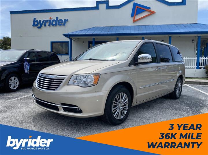 2014 Chrysler Town and Country Touring-L