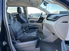 2012 Volkswagen Routan