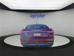 2013 Chrysler 200