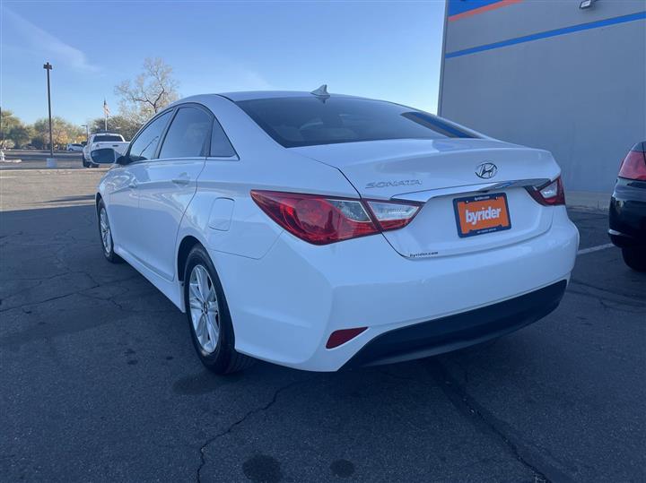 2014 Hyundai Sonata GLS photo 4