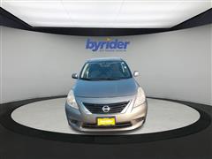 2012 Nissan Versa SV