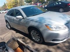 2012 Chrysler 200 Touring