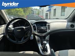 2013 Chevrolet Cruze LS