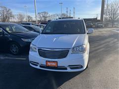 2016 Chrysler Town & Country