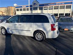 2016 Chrysler Town & Country