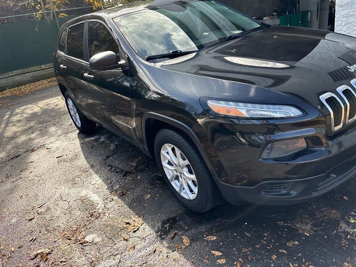 2014 Jeep Cherokee Sport