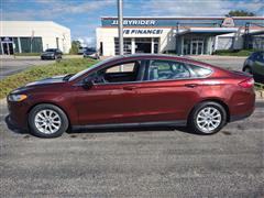 2016 Ford Fusion S