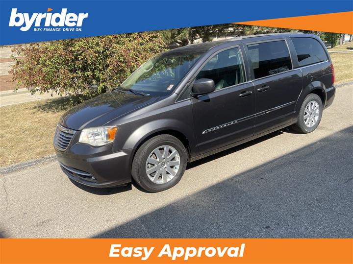 2016 Chrysler Town and Country Touring