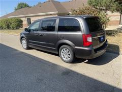 2016 Chrysler Town and Country Touring