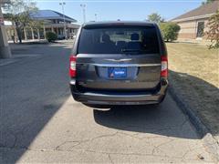 2016 Chrysler Town and Country Touring