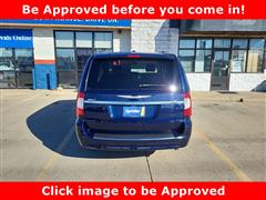 2015 Chrysler Town and Country Touring