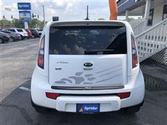 2011 Kia Soul +