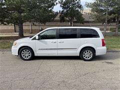 2015 Chrysler Town and Country Touring