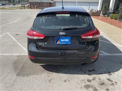 2016 Kia Forte 5-Door LX