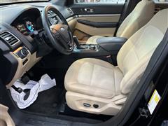 2017 Ford Explorer Base