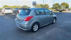 2010 Nissan Versa 1.8 SL