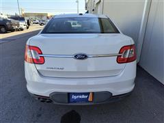 2011 Ford Taurus SE