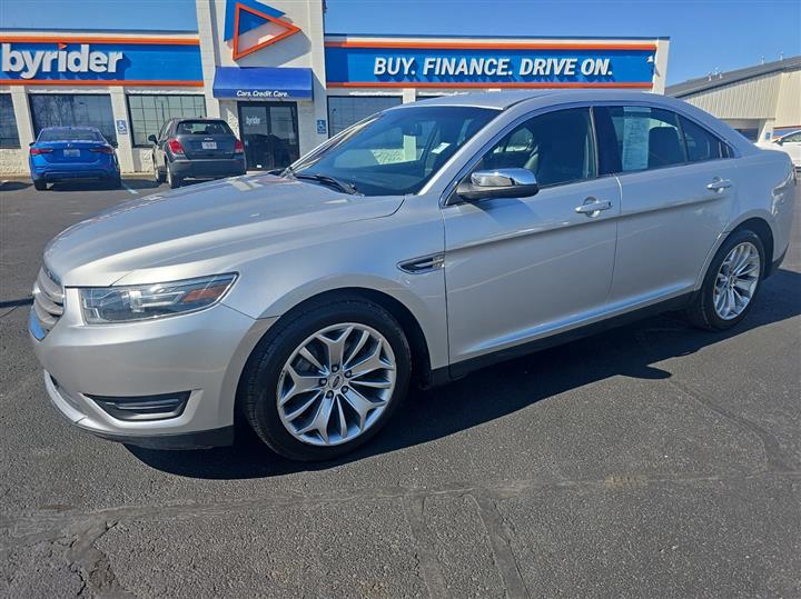 2015 Ford Taurus Limited