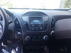 2015 Hyundai Tucson SE