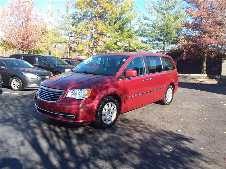 2016 Chrysler Town and Country Touring