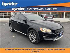 2018 Volvo V60 Cross Country Platinum