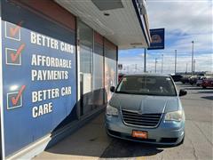 2010 Chrysler Town and Country LX