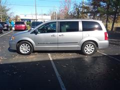 2015 Chrysler Town and Country Touring