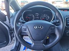 2017 Kia Forte5 LX