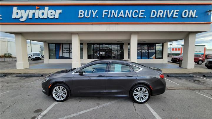 2015 Chrysler 200 Limited