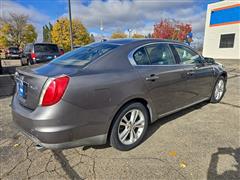 2011 Lincoln MKS