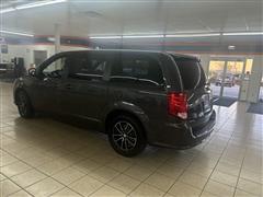 2016 Dodge Grand Caravan R/T