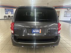 2016 Dodge Grand Caravan R/T