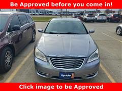 2013 Chrysler 200 Touring